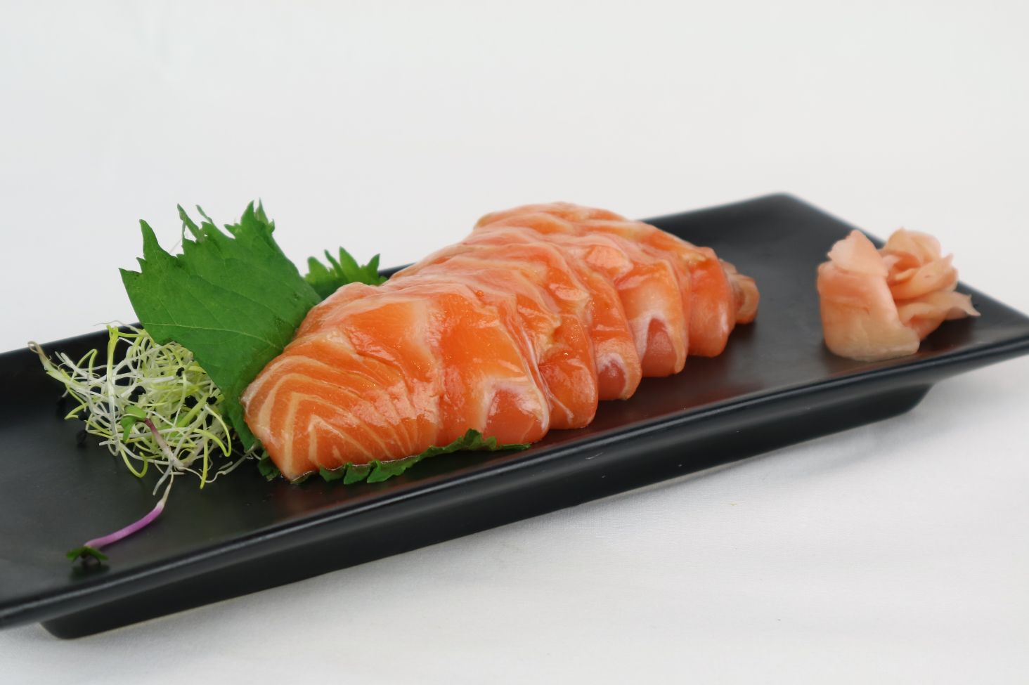 Dragon Town - S34. Sashimi Sake (+€4,50)
